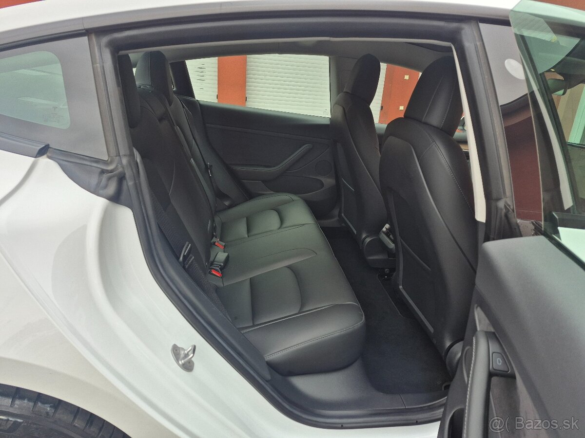 Tesla Model 3 Dual Motor Long Range 366 kW SOH 92,7 % (ODPOČ - 11