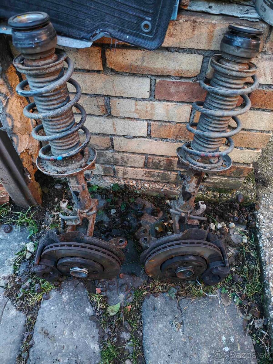 Škoda Fabia II, r.v. 2011, Diely - 11