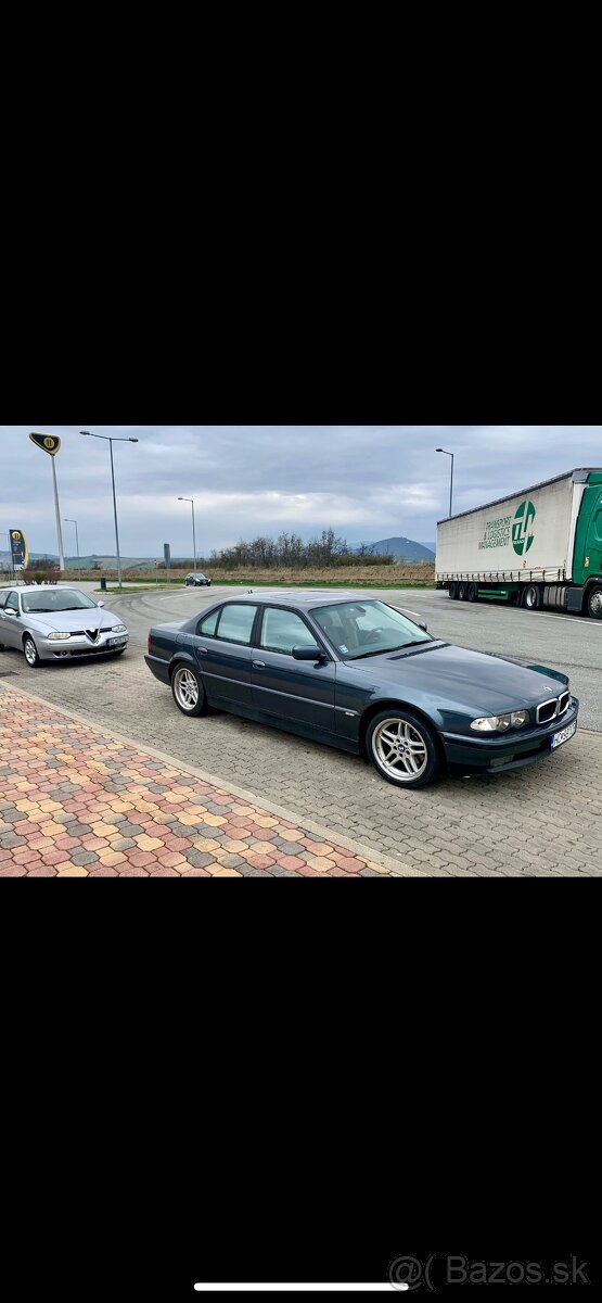 BMW E38 728i - 11
