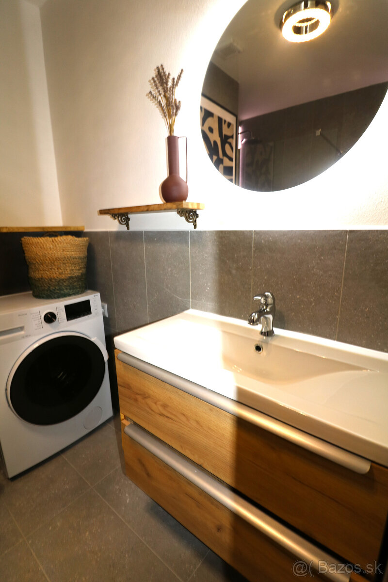 PRENÁJOM 3 IZBOVÉHO LUXUSNÉHO BYTU BULVÁR - 11