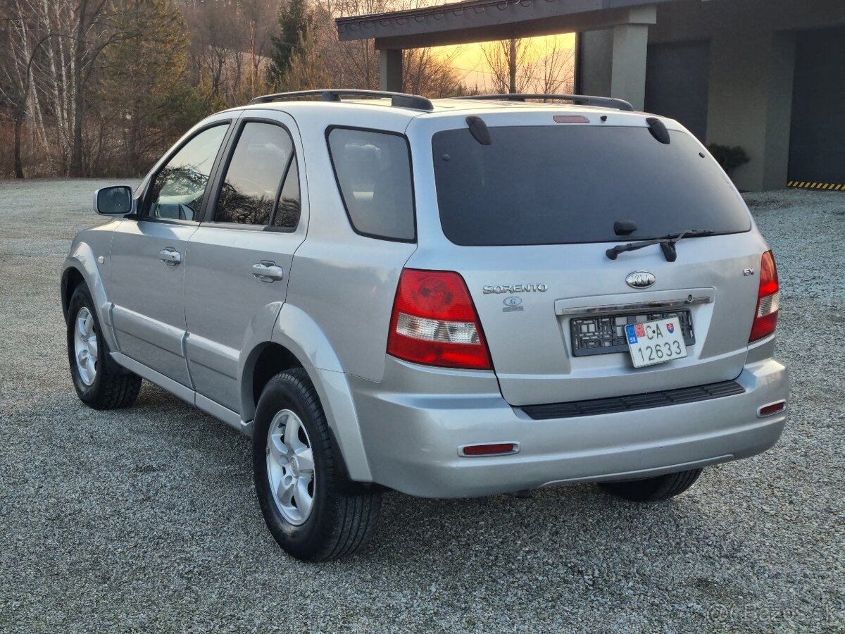 KIA SORENTO 2,5CRDi 4x4 - 11