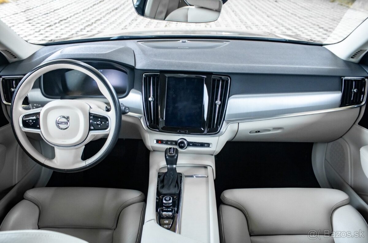 Volvo V90 D4 Inscription D4 - TOP výbava - 11