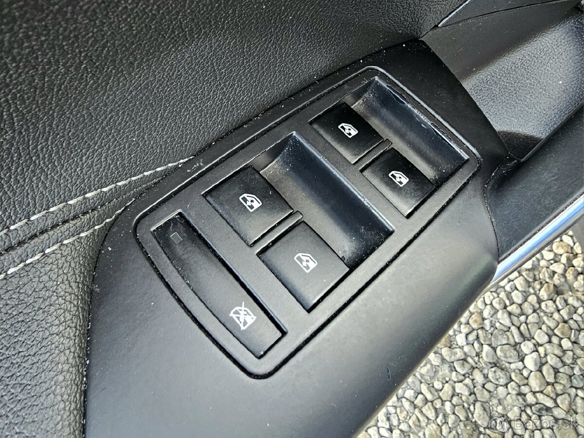 Opel Insignia 2.8 V6 Turbo OPC line A/T - 11