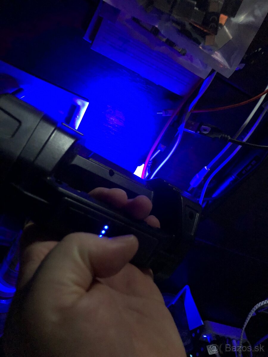 Led baterka (aj Solárne nabíjanie) - 11