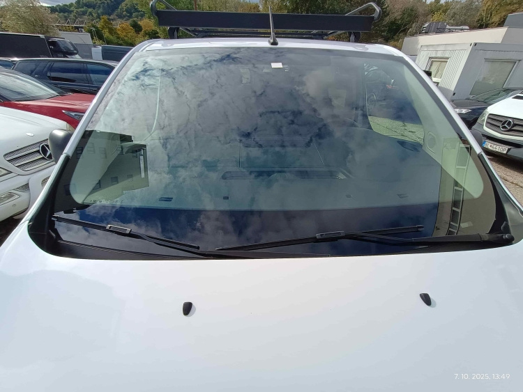 PPPeugeot Expert Combi 2.0 BlueHDi 145, L2, 106kW - 8 miest - 11