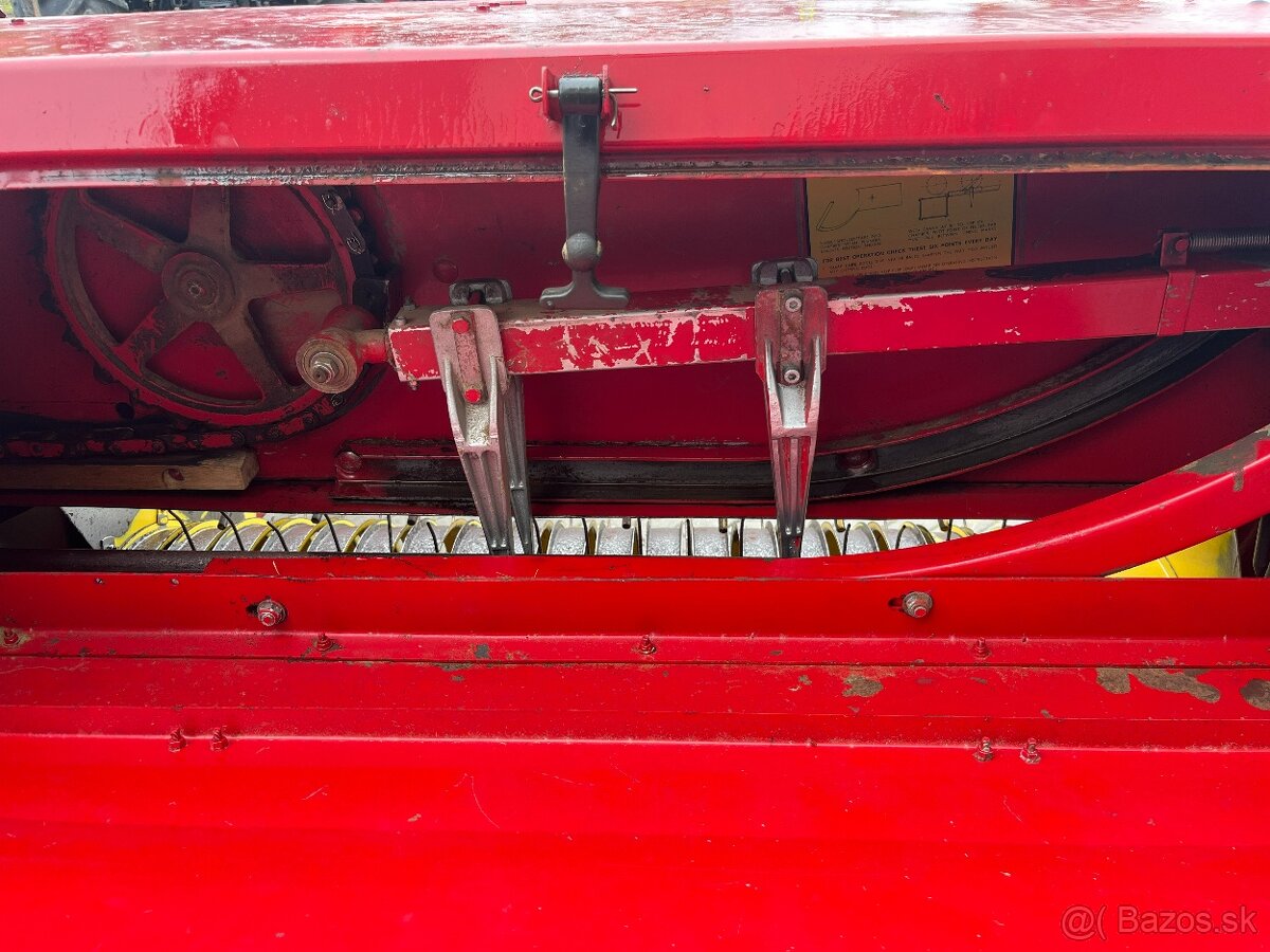 Lis vysokotlaký na malé balíky NEW HOLLAND PERFEKTNÍ STAV - 11