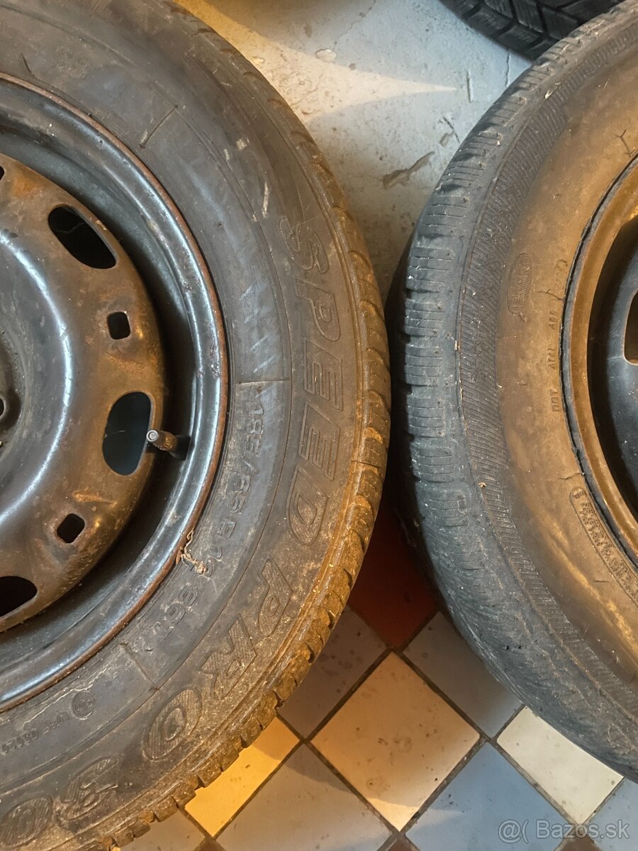 Predám originál Volkswagen plechové disky R14 - 11