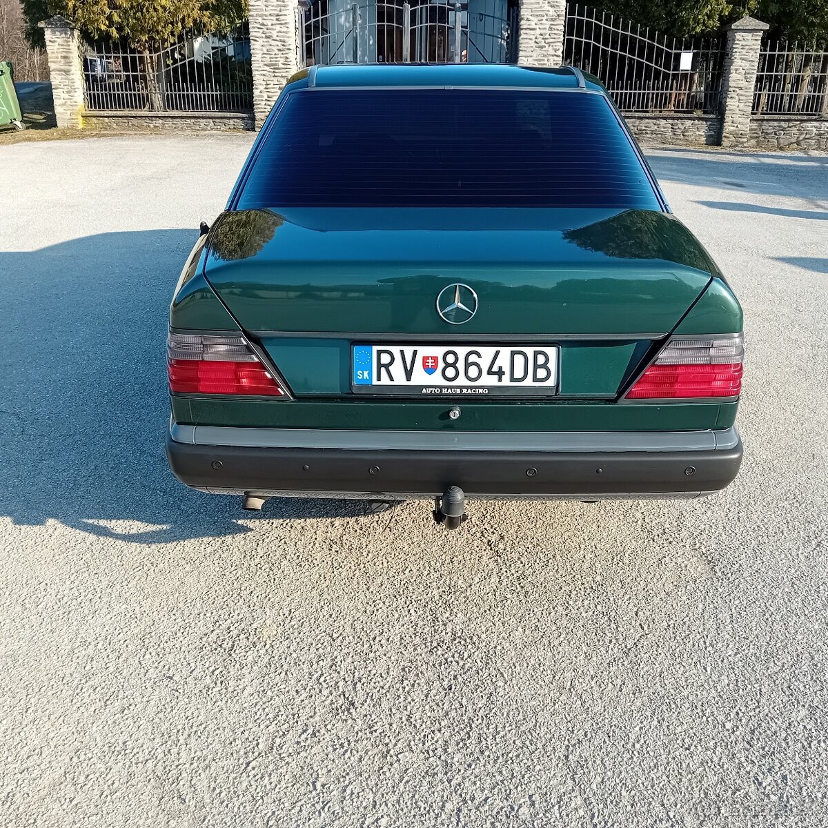 Mercedes-Benz w124 250d - 11