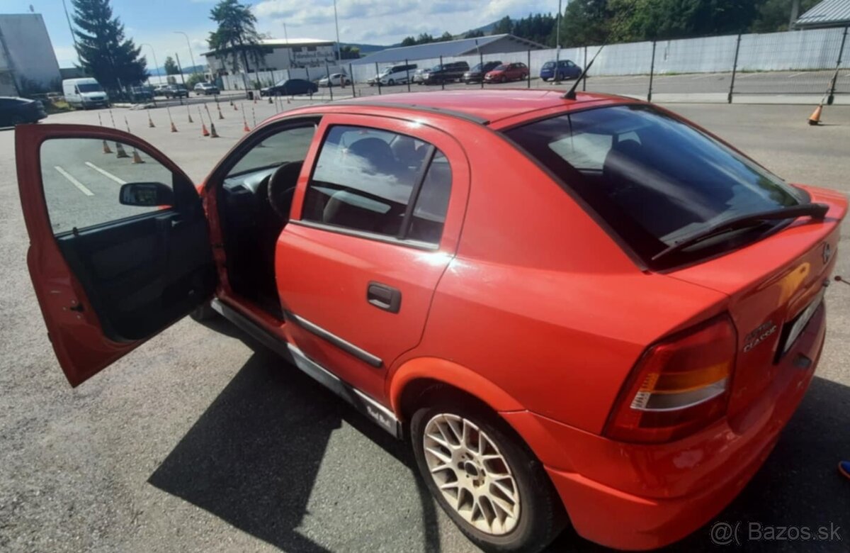 Opel astra 1.4 g hatchback 12/2008 - 11