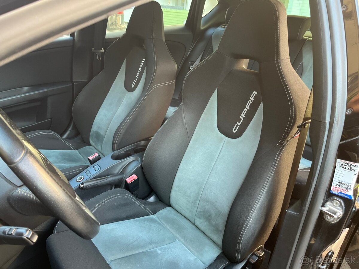 SEAT Leon Cupra R - 11