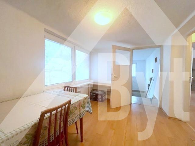 RODINNÝ DOM S VEĽKÝM POZEMKOM, blízko lesa - 11