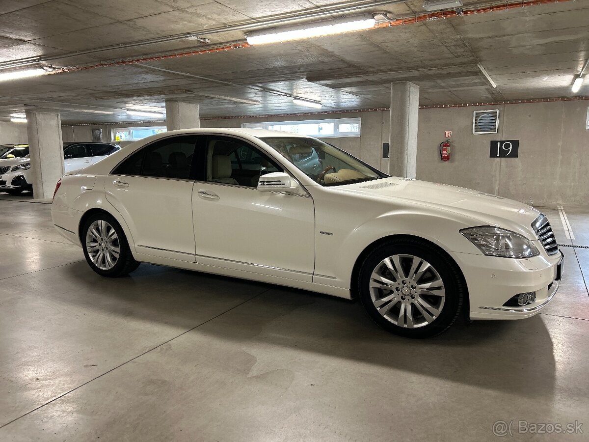 Mercedes-Benz Třídy S, 350 CDi 4Matic raritní stav - 11
