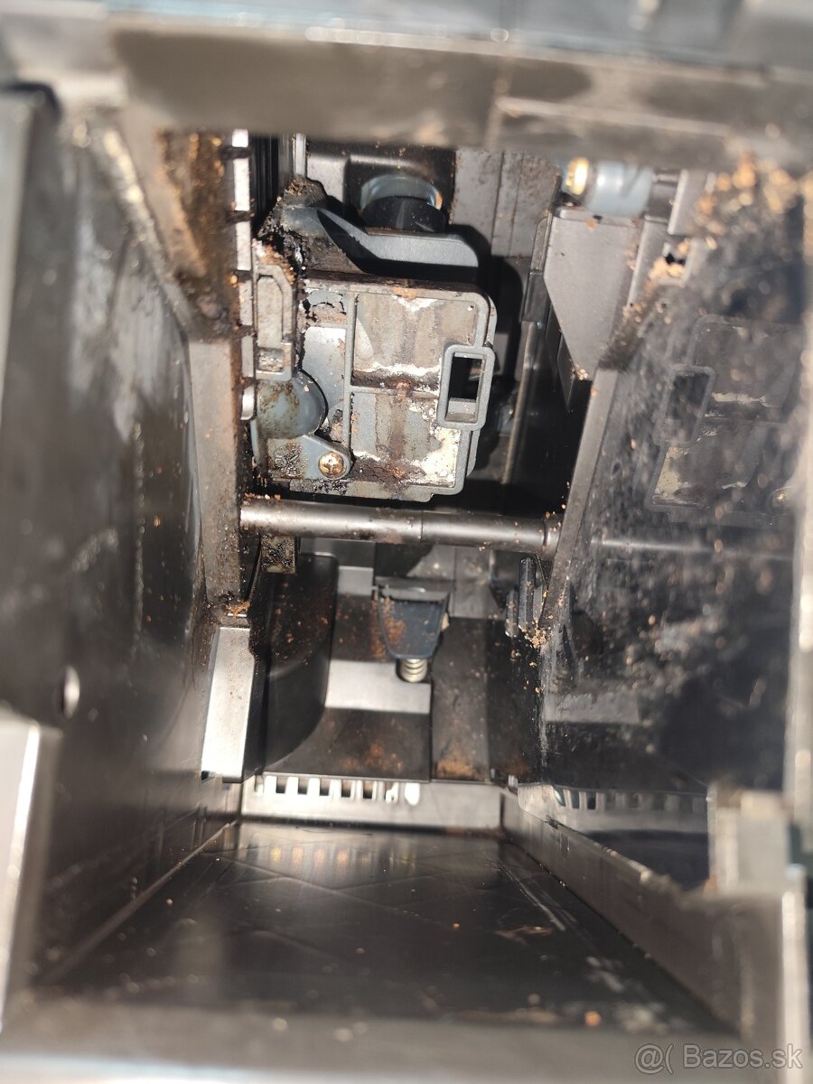 Čistenie DeLonghi Kávovarov - 11