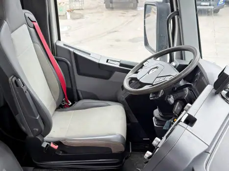 RENAULT C 380, 6x4 sklápač - 11