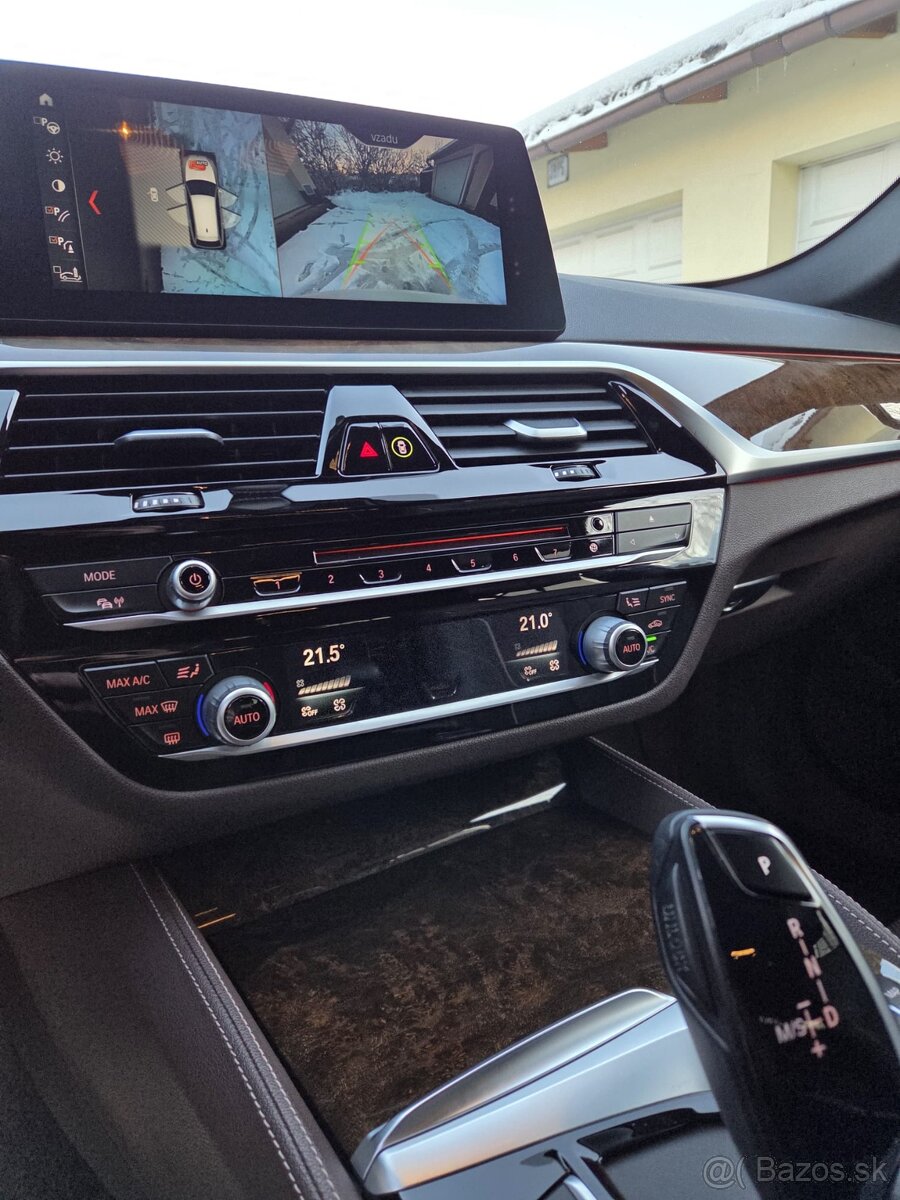 BMW 520 xdrive G31 - 11