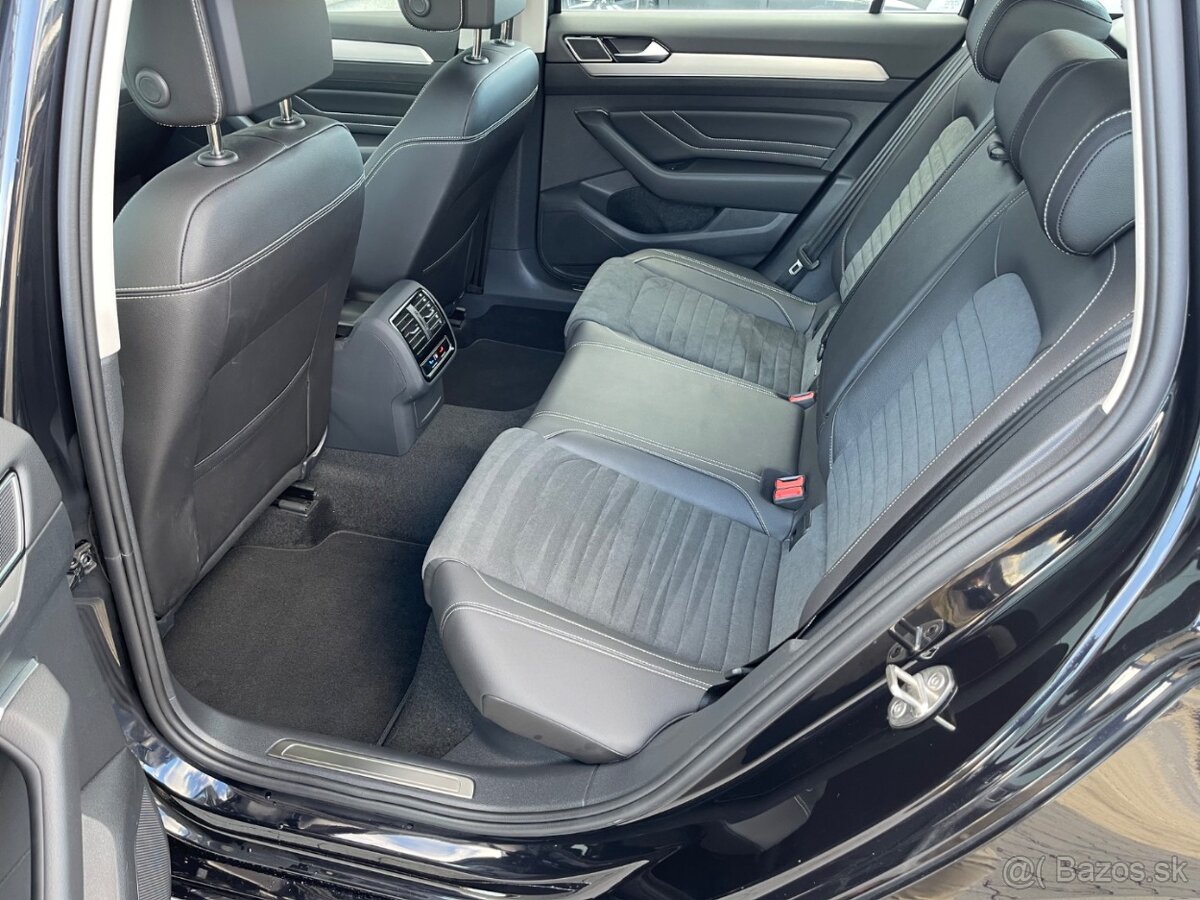 Volkswagen Passat Variant 2.0 TDI Elegance DSG - 11