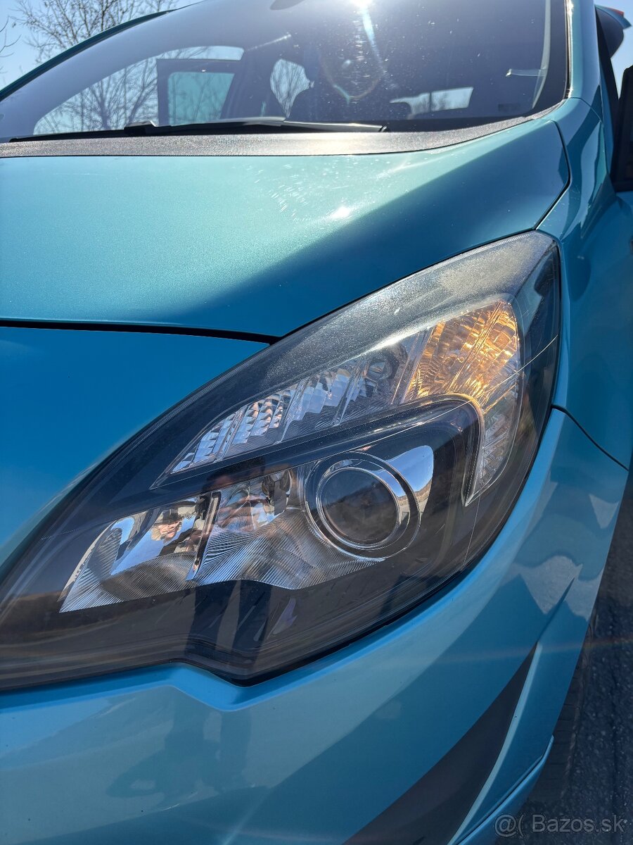 Opel Meriva B 1.7 CDTI - 11