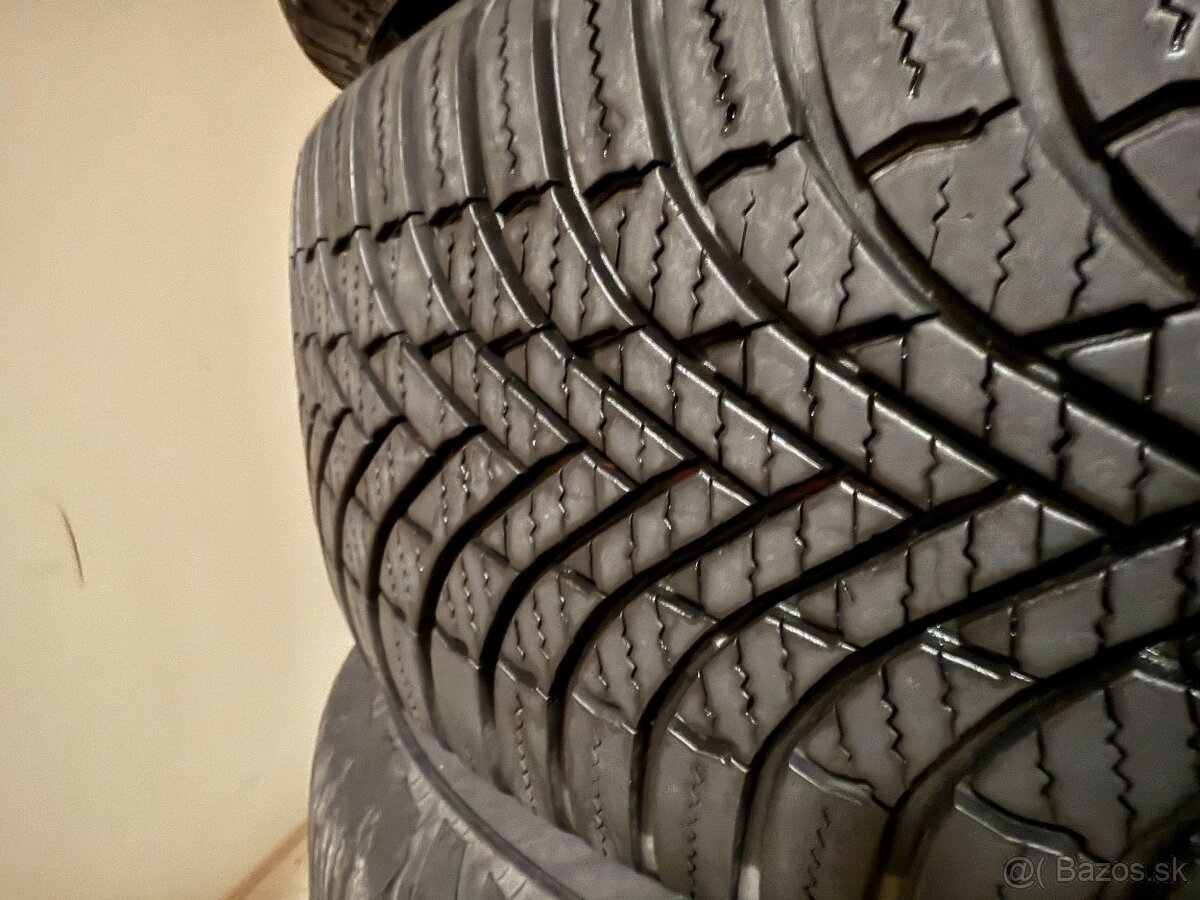 Disky Škoda + celoročné pneu 195/65 R15 - 11
