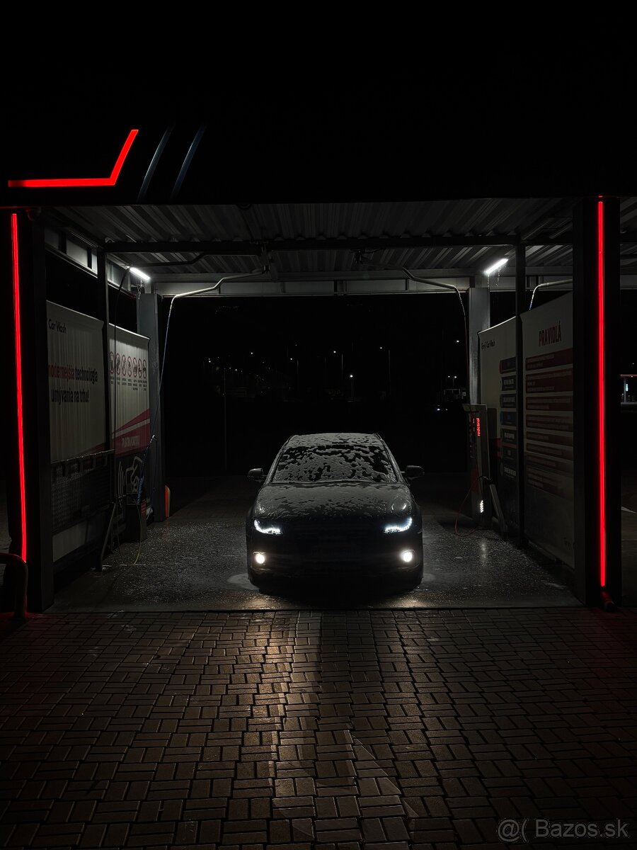 Audi A4 B8 2.0 TDI QUATTRO - 11