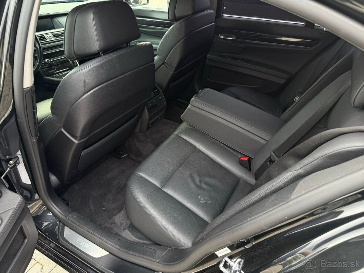 BMW rad 7 730 d F01 - 11