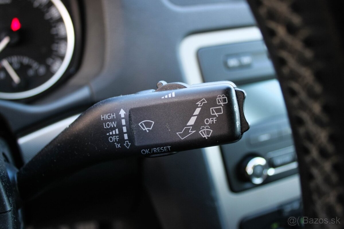 Škoda Octavia Combi 1.6 TDI CR DPF Classic - 11