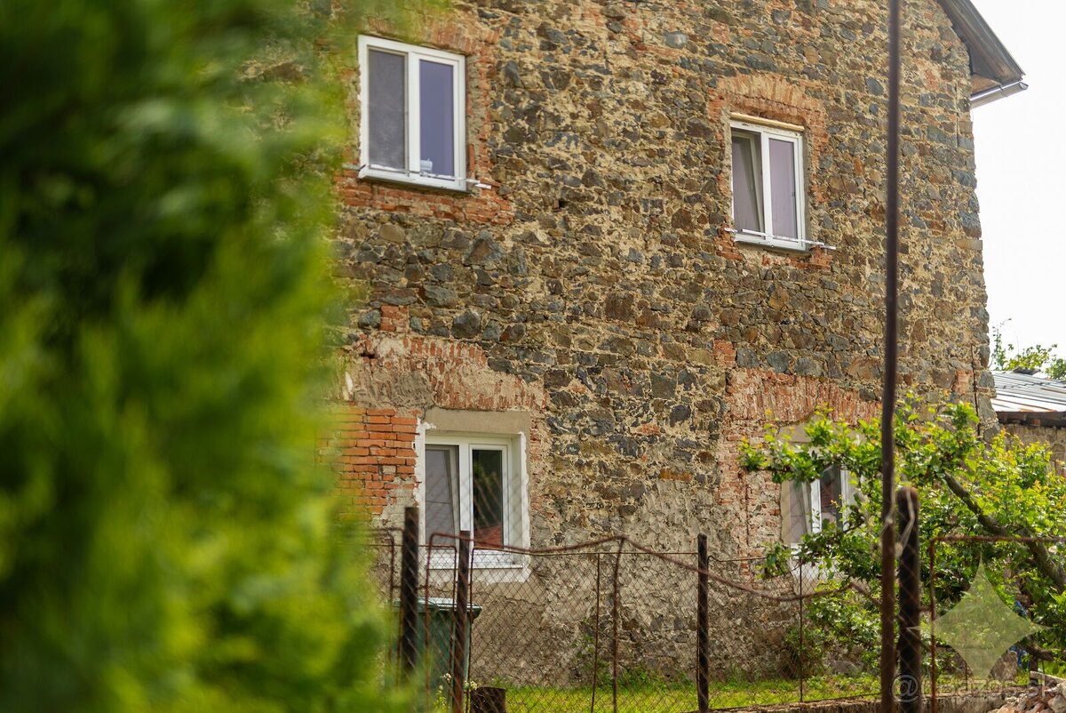 ►Veľký Apartmán 4izb. pri jazerách so záhradou a chatkou v h - 11