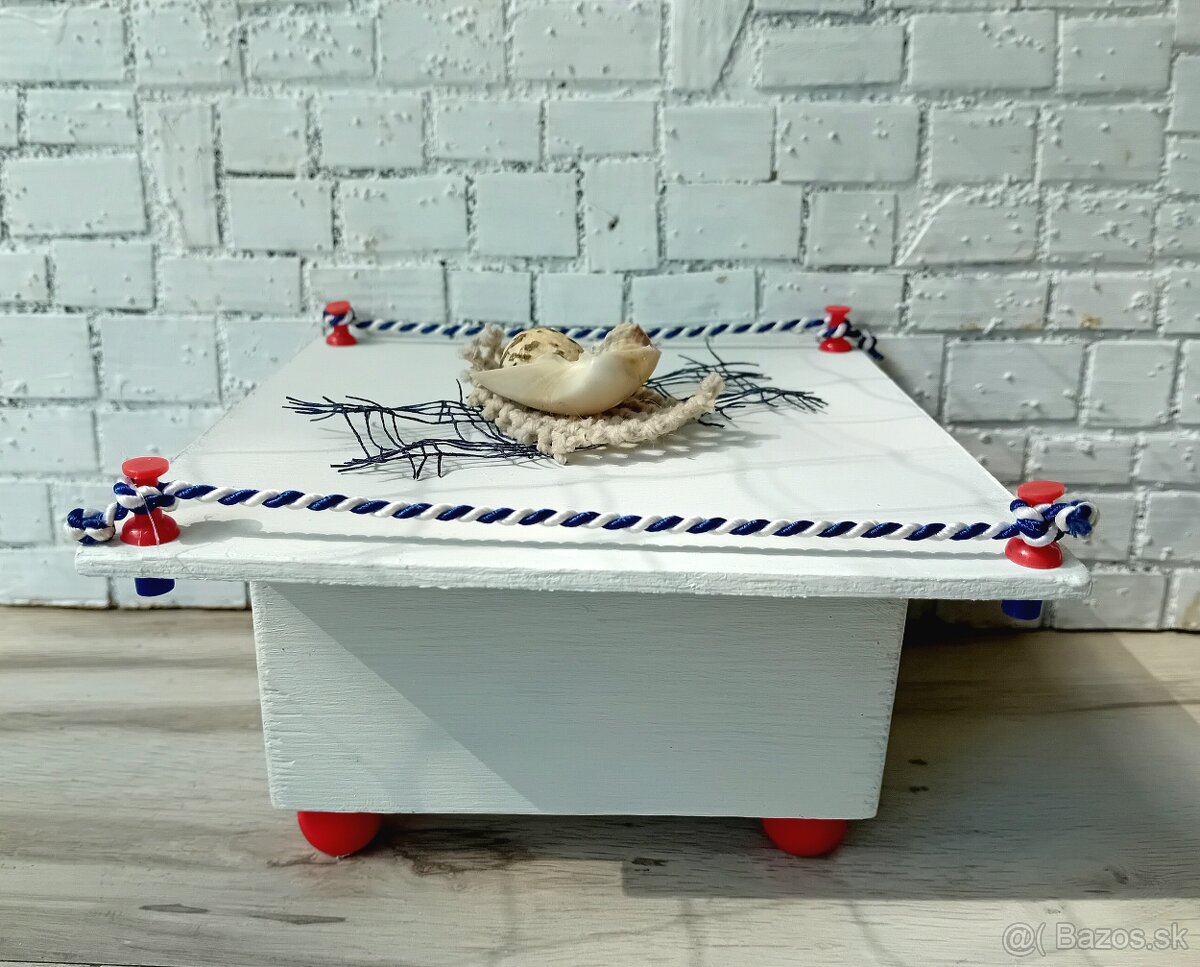 Obývačka pre Barbie v námorníckom štýle - 11