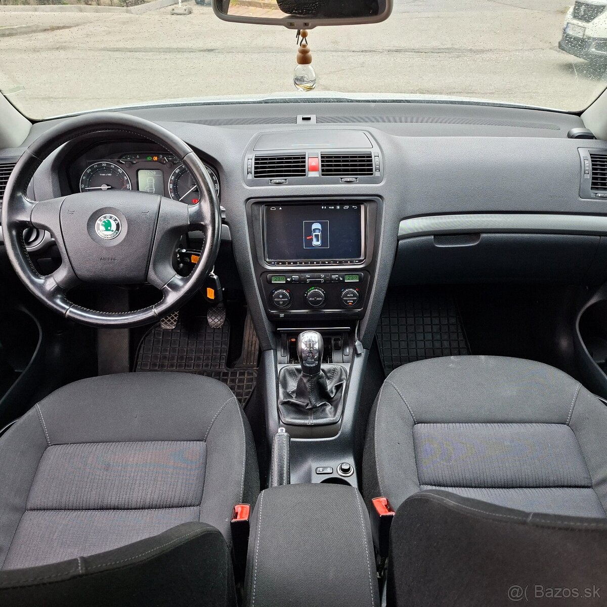 Škoda Octavia Combi 1.9 TDI Elegance 77 KW diesel - 11