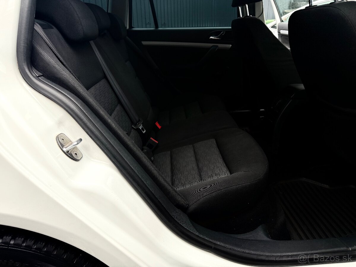 Skoda Octavia II facelift 1.6Tdi - 11