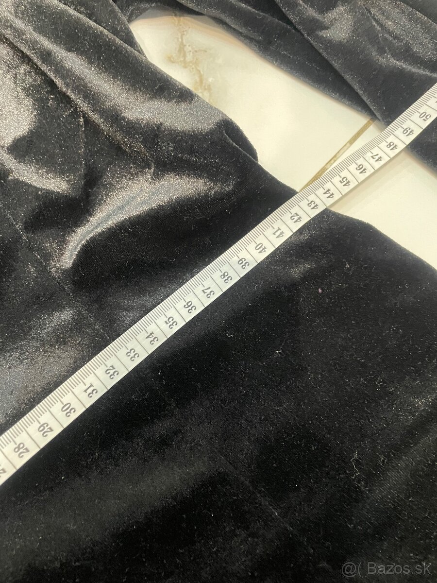 Luxusné zamatové šaty - 11