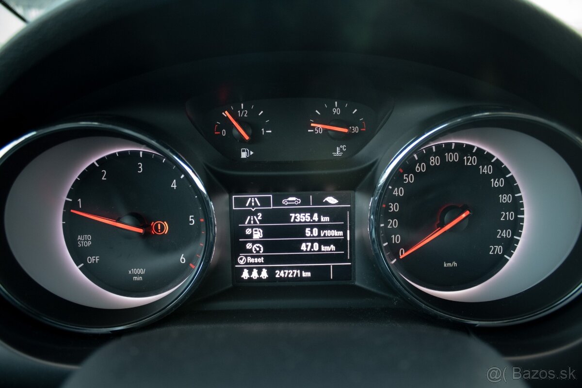 Opel Astra Sport Tourer ST 1.6 CDTI 110k - 11