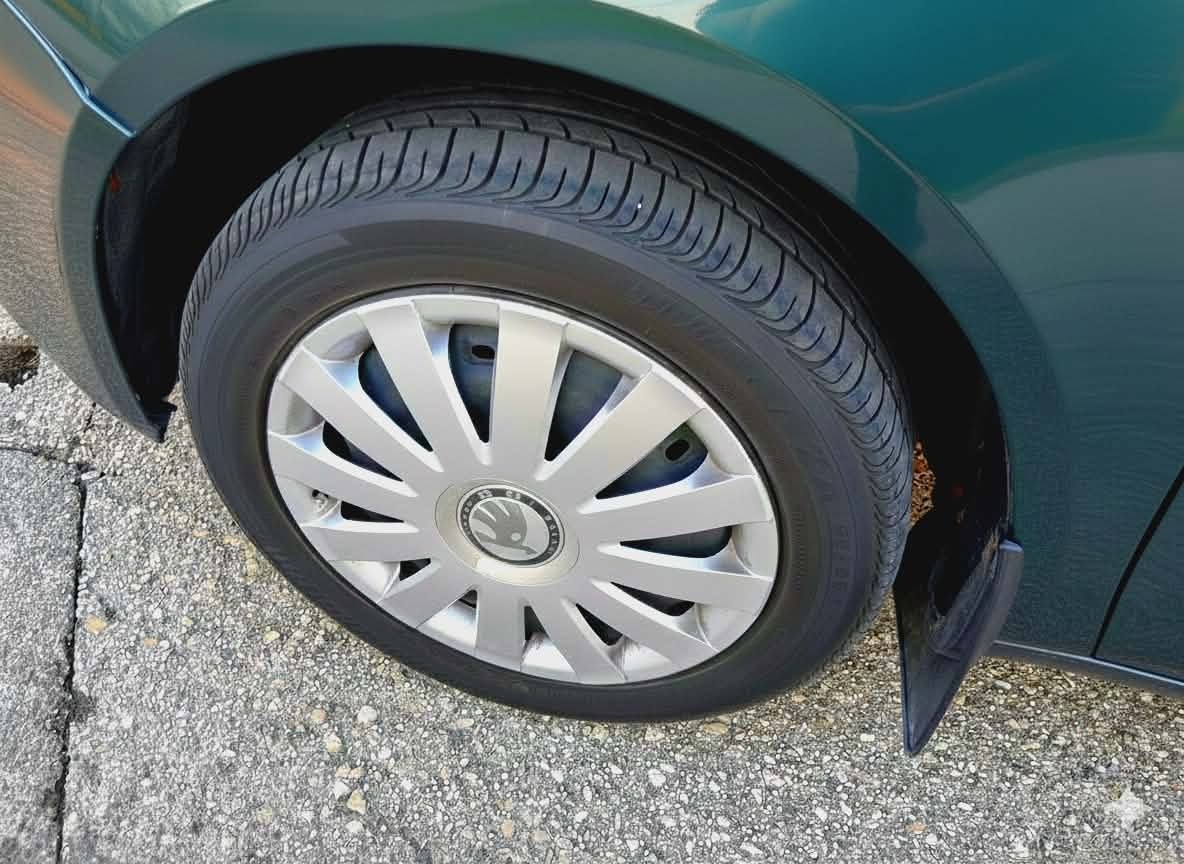 Škoda Fabia II COMBI BENZÍN 1.4 - 11