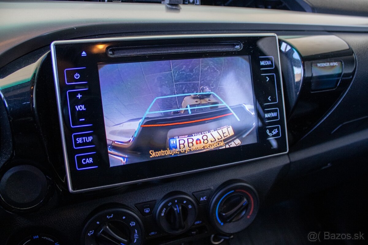 Toyota Hilux DC 2.4 I D-4D Active - 11