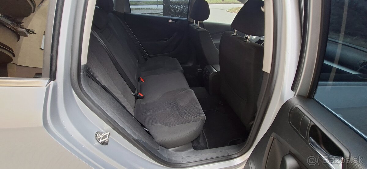 Predám Volkswagen Passat b6 Combi 2.0 Tdi 103Kw R.V.2009 - 11