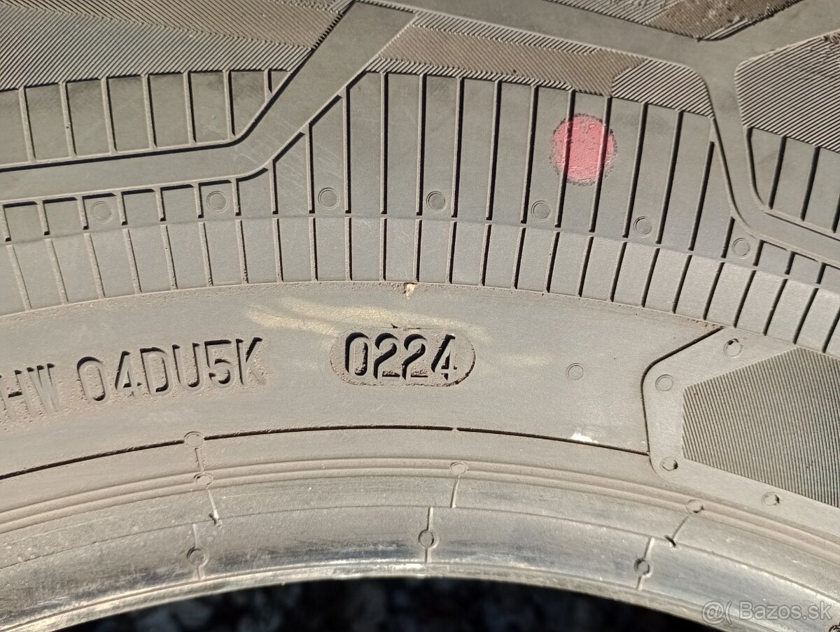 Predam 2ks pneu 215/75/r16C letne Continental - 11