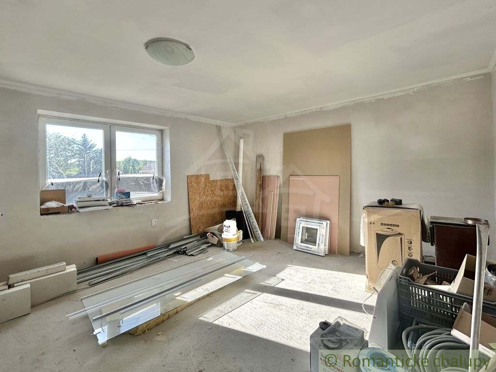 Dom v rekonštrukcii v obci Gemerská Panica - 11