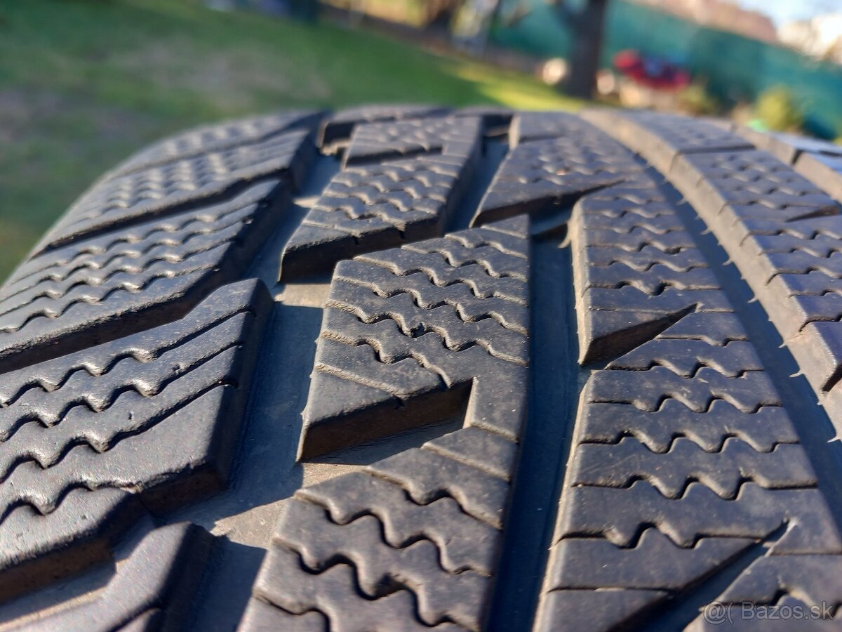 215/45 r16 zimne pneumatiky - 11