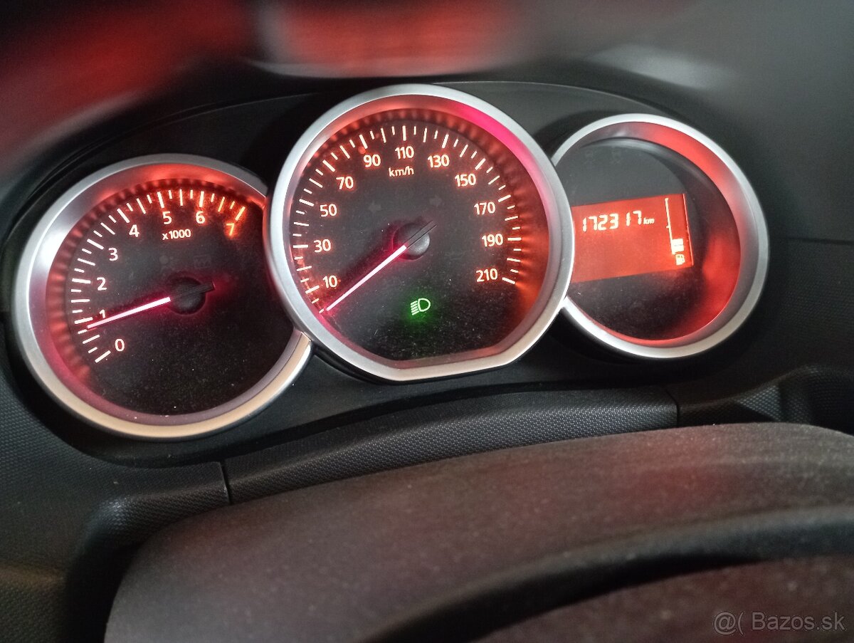 Dacia Duster 1,5 DCI 4x4 - 11