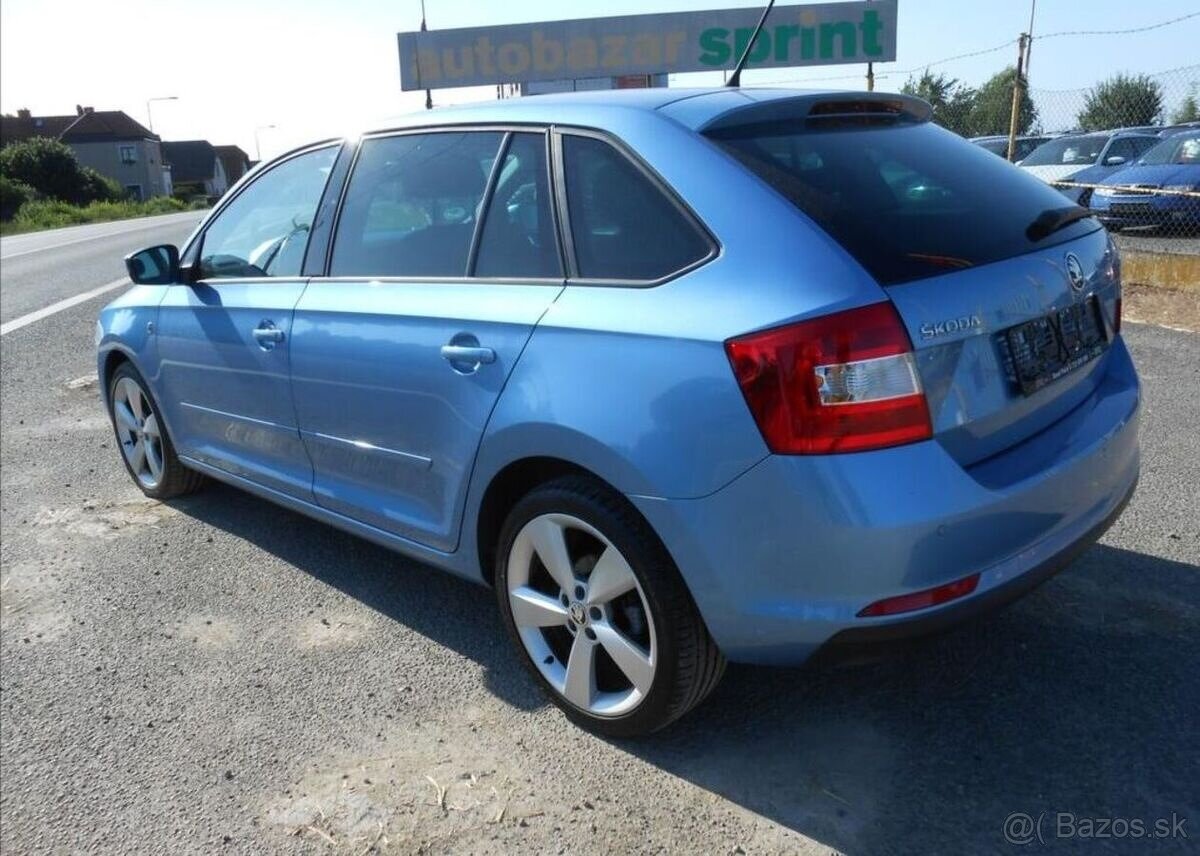 Škoda Rapid 1,2 77 kW SPACEBACK Serviska benzín - 11
