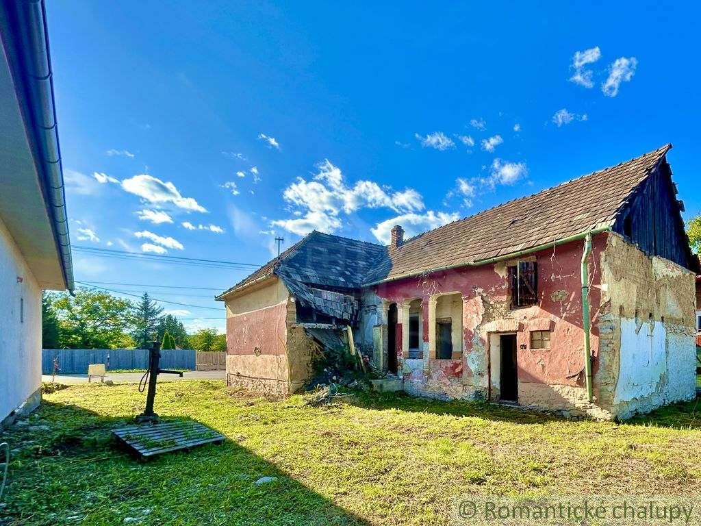 Dom na kompletnú rekonštrukciu v obci Gemerská Panica - 11