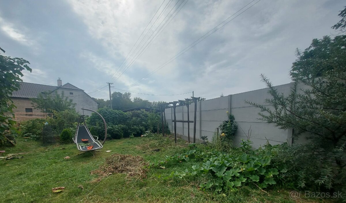 Velky vidiecky dom s pozemkom 1200m - 11
