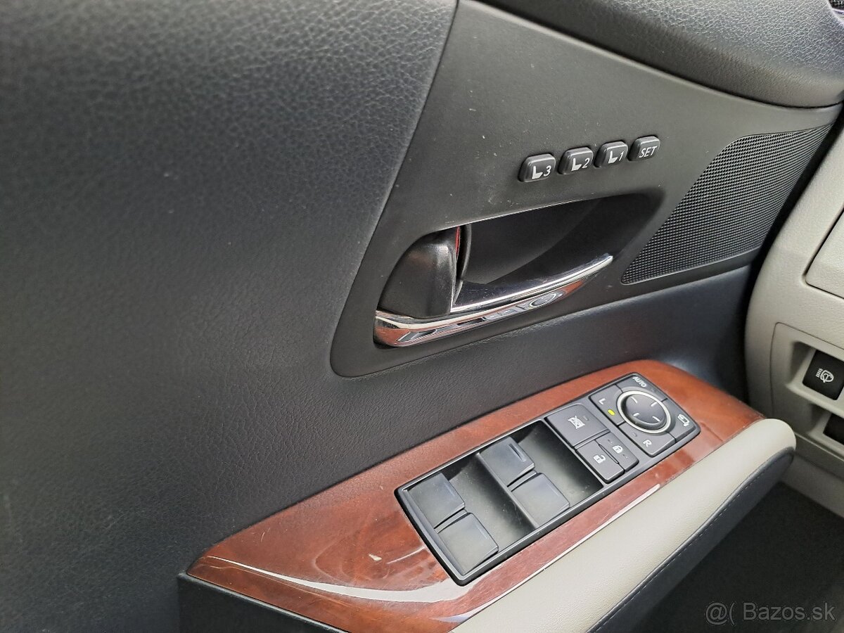 Lexus RX 450h 3.5l V6 Hybrid - 11