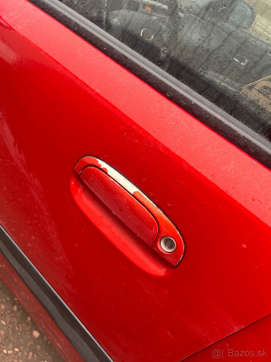 KIA RIO 1.4 benzín - 11