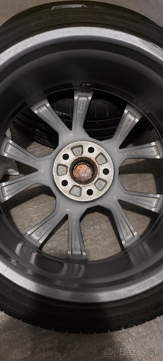 ŠKODA XTREM RS R19 ET51 7.5J 5x112 57.1 225/35
- 11