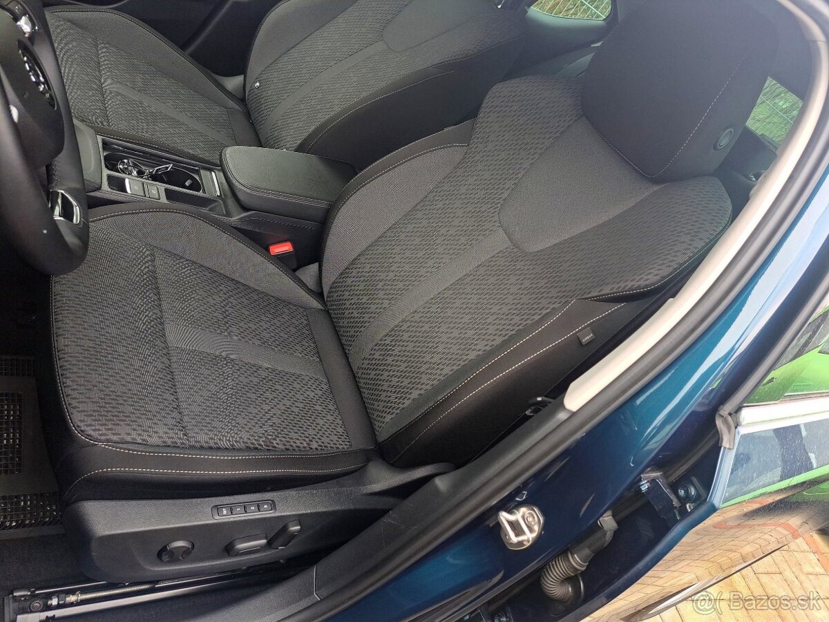 Škoda Octavia iV Style PHEV (110kW) - 11