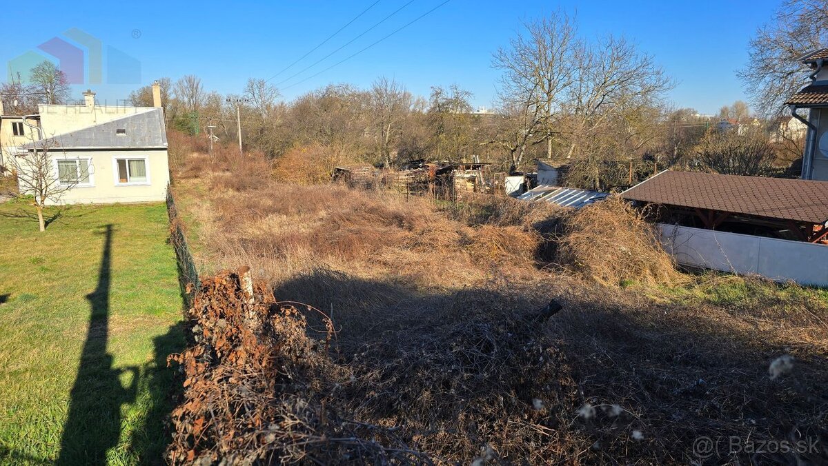 PREDAJ stavebný pozemok 2700 m2 resp. 6580 m2 pri kúpeľnom o - 11