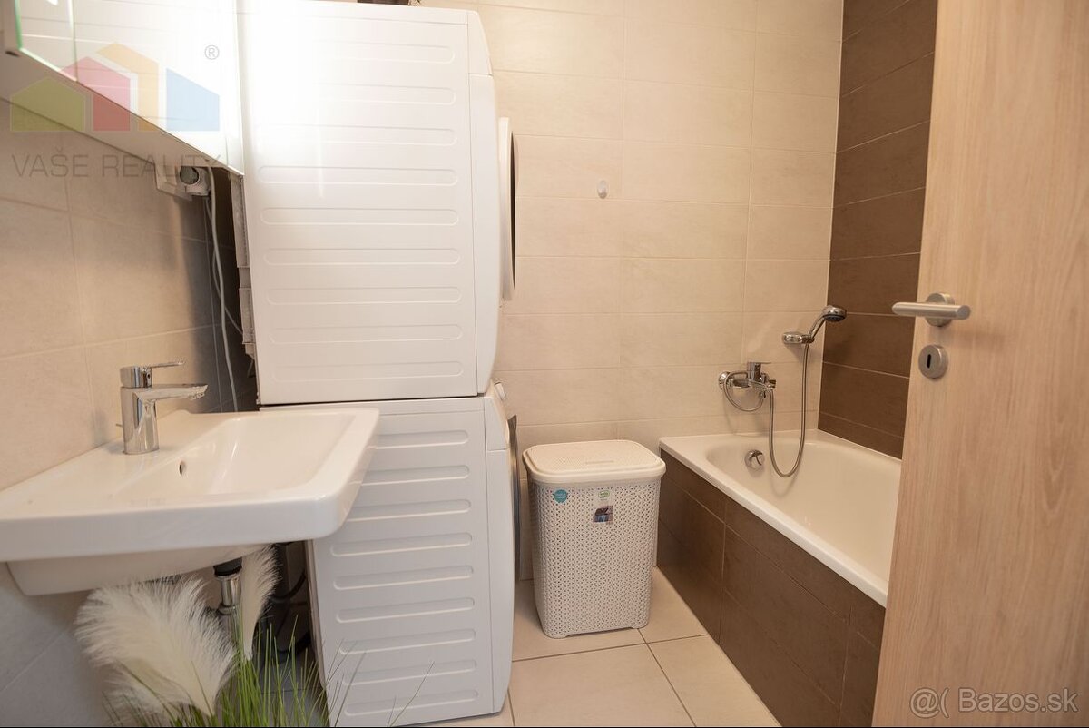 Výnimočný 3-izbový apartmán s balkónom, 71 m², Bajkalská uli - 11