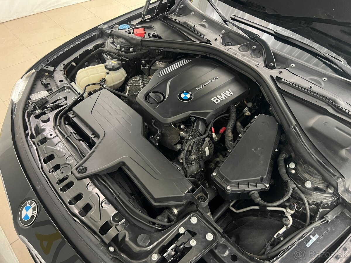 BMW Rad 3 Touring 318d A/T - 11