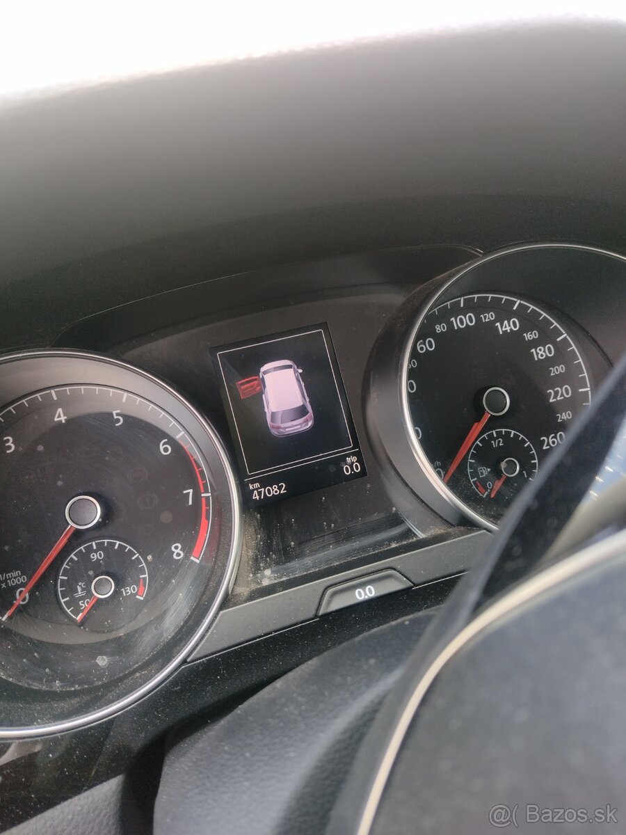 VW Golf sportsvan - 11