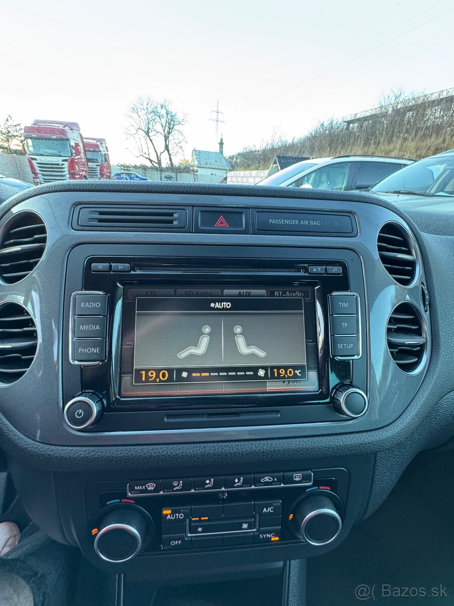 Volkswagen Tiguan 2,0 TDI Bluemotion - 11